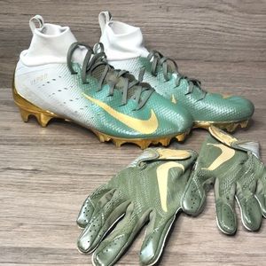 Gold and Green Nike Vapor football cleats and matching Nike gloves
